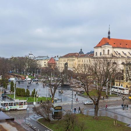 Квартира Подобово В Центрі На Вулиці Проспект Свободи 7 Leopoli Esterno foto